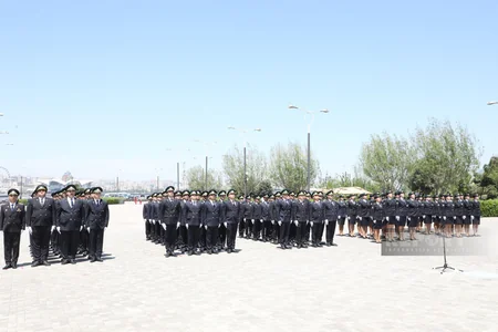 Azərbaycanda xidmətə yeni qəbul olunmuş gömrükçülər and içib