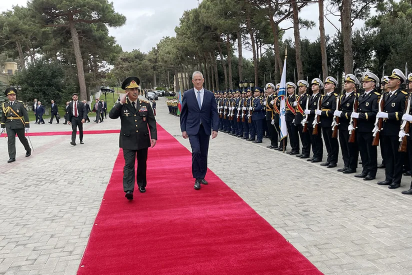 İsrail müdafiə nazirinin Bakıya səfəri və İranın səksəkəsi: Azərbaycan heç kimə hesabat vermir