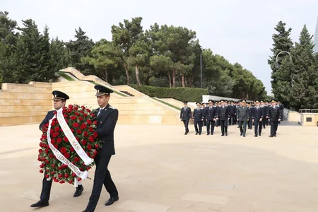 Prokurorluq orqanlarının xidməti fəaliyyətdə fərqlənən əməkdaşları mükafatlandırılıb