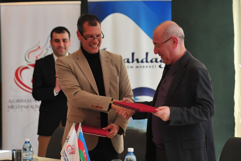Şahdağ Turizm Mərkəzi ilə Milli Paralimpiya Komitəsi arasında memorandum imzalandı