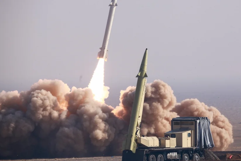 İran İsrailin HHQ-nin iki bazasına və kəşfiyyatının qərargahına zərbələr endirib