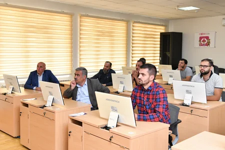 Azərbaycanda “100 yeni beynəlxalq sürücü” layihəsinin icrasına başlanılıb