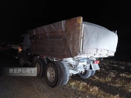 Hacıqabulda yük və minik avtomobilləri ilə toqquşub, xəsarət alanlar var