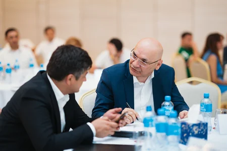 “Rəqəmsal liderlik” proqramının Şuşa görüşündə “Rəqəmsallaşma üzrə Yol Xəritəsi” təqdim edilib