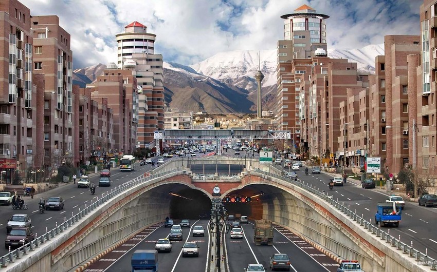 Azərbaycandan İrana gedənlərin sayı kəskin artıb