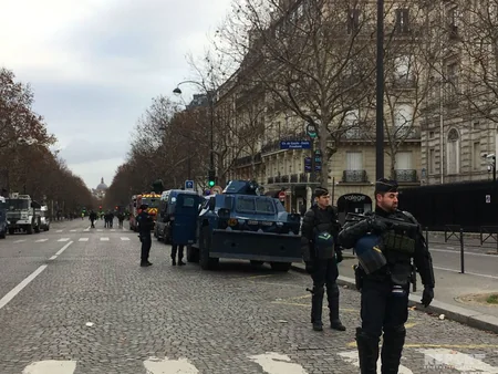 Protest actions yellow vests starts in France - UPDATED - PHOTO - VIDEO