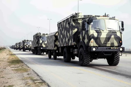 Начался первый этап крупномасштабных учений Вооруженных сил Азербайджана