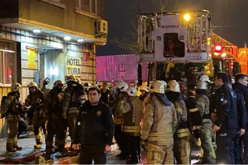 В Турции при пожаре в отеле пострадали 10 человек