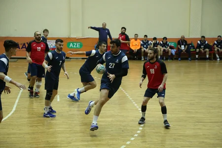 Həndbol üzrə Azərbaycan çempionatında təxirə salınmış oyunlar keçirilib
