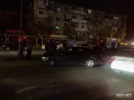 Bakıda sərnişin avtobusu qəza törədib - FOTO