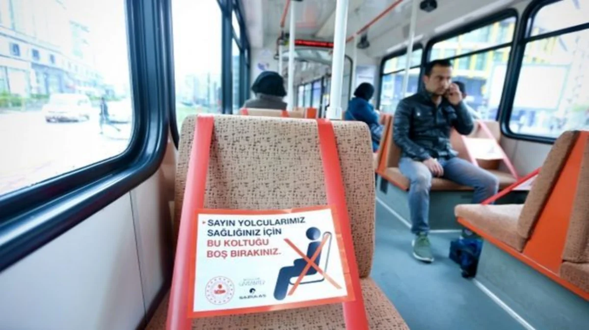 Avtobuslarda sosial məsafənin pozulmaması üçün nə edilməlidir?