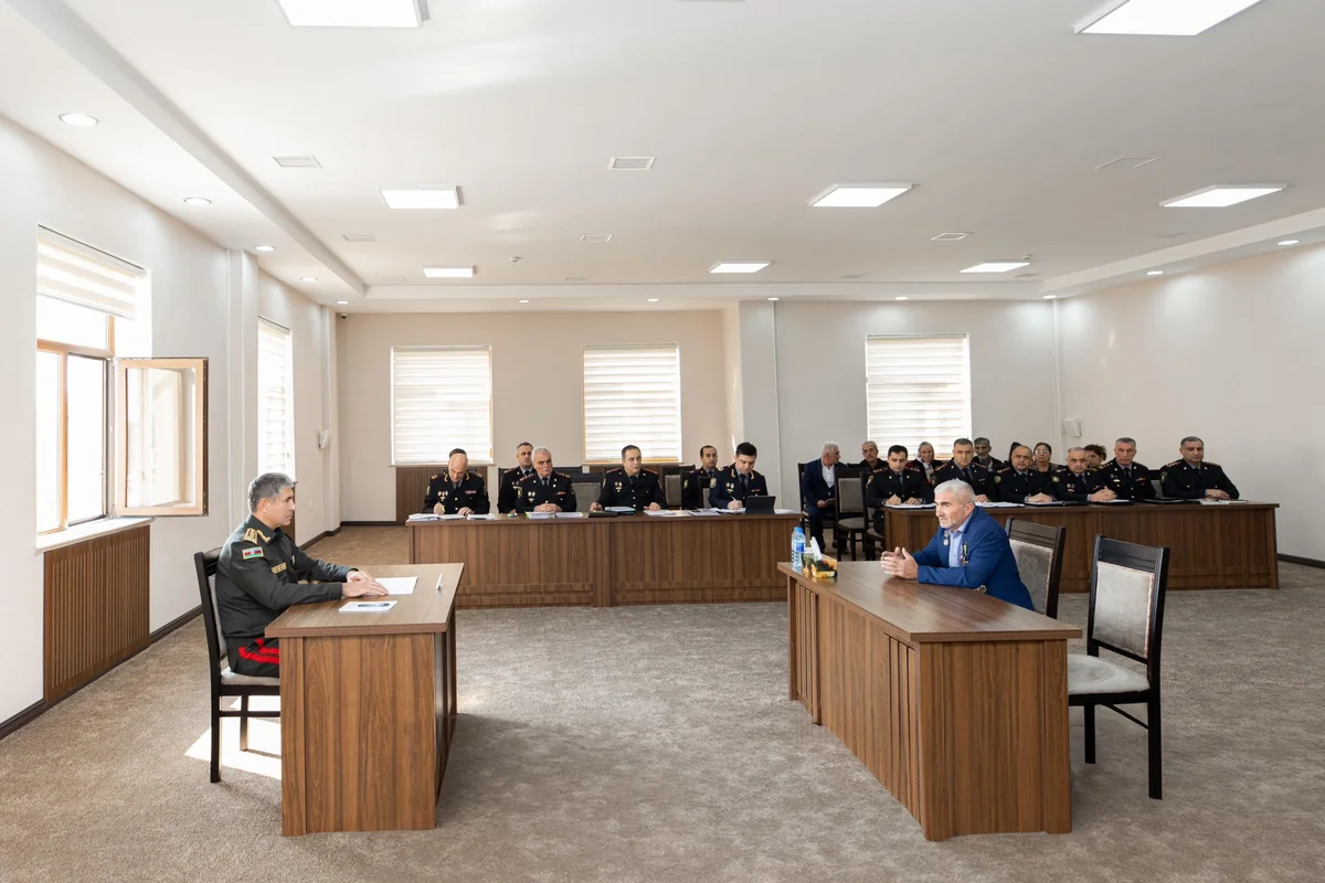 Vilayət Eyvazov polis rəislərinə vətəndaşların müraciətlərinə operativ və obyektiv baxılmasına dair tapşırıq verib