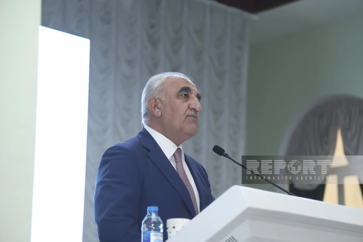 Rektor: Bu gün UNEC-də müəllimlərin 7-8 min manat maaş alması realdır