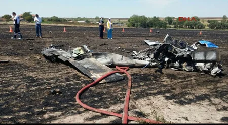 Training plane crashed in Turkey, two people killed - VIDEO