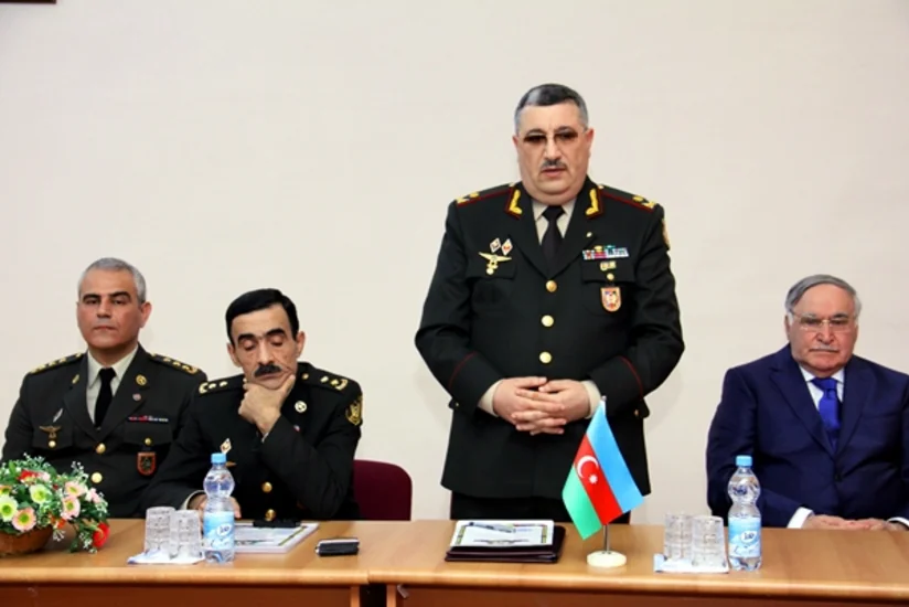Azərbaycanda tibb bacılarına çavuş hərbi rütbəsi verilib