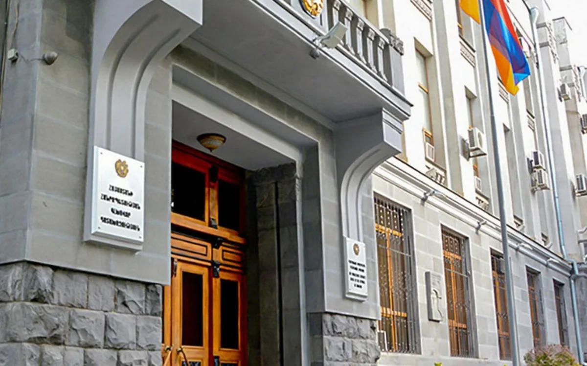 У экс-главы Генштаба ВС Армении хотят конфисковать шесть единиц недвижимости