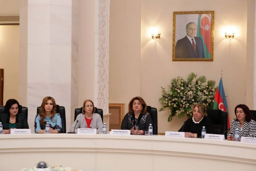 Azərbaycanda qadın sahibkarlığının inkişafı mövzusunda forum keçirilib