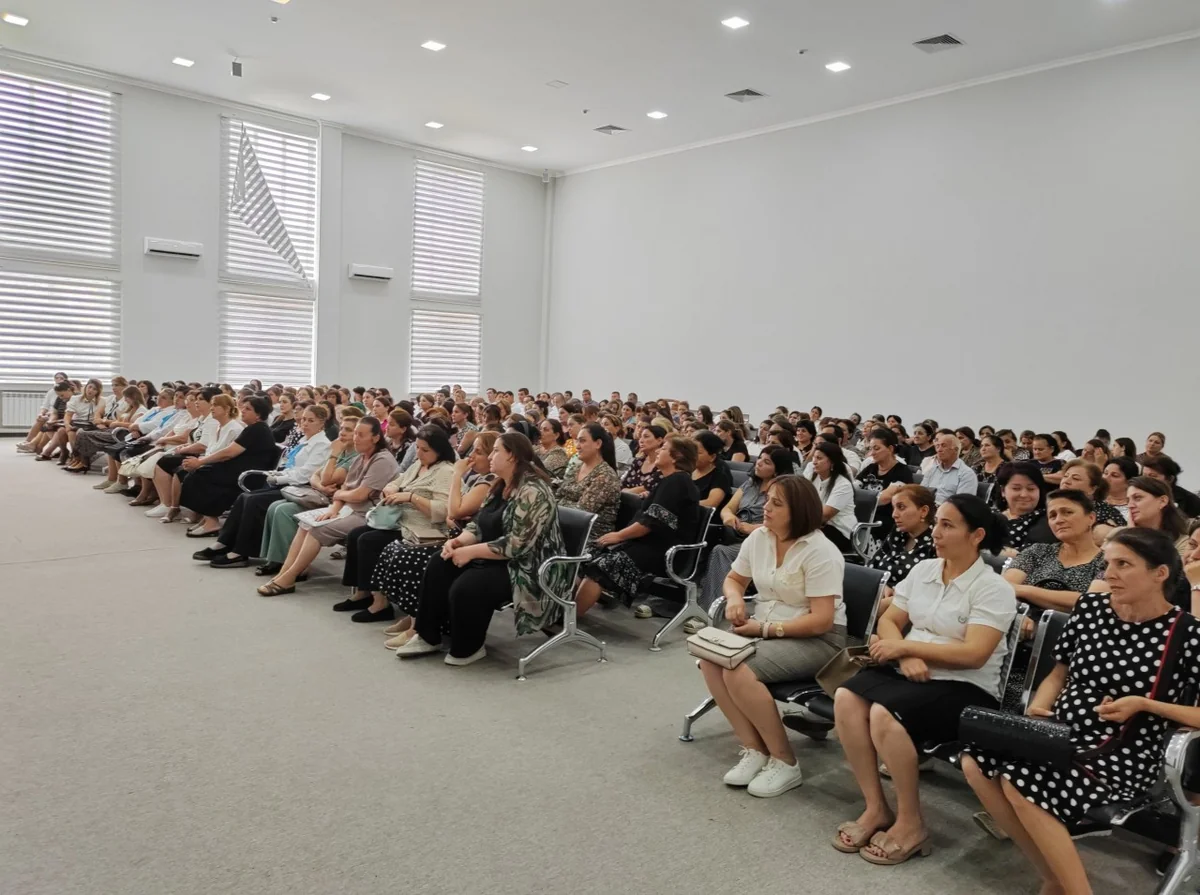 Azərbaycanda 2 minə yaxın müəllimə mülki müdafiə kursu keçirilib