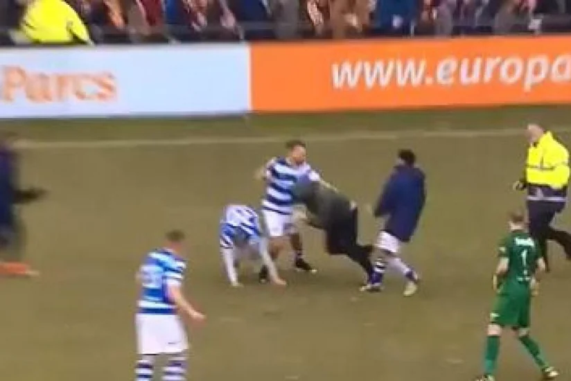 Brawl of fans, footballers and guards takes place at Dutch championship