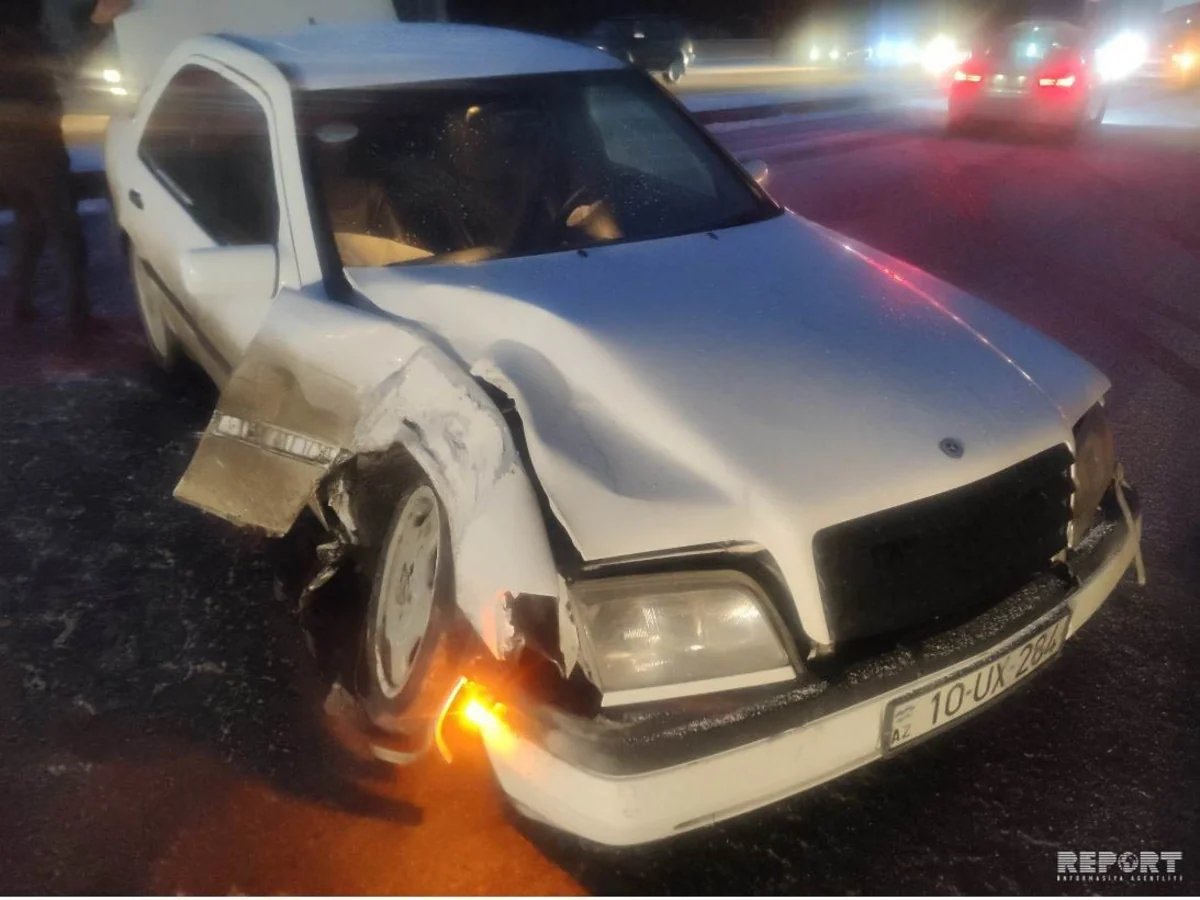 Bakıda qar yol qəzasına səbəb oldu - FOTO - VİDEO - YENİLƏNİB