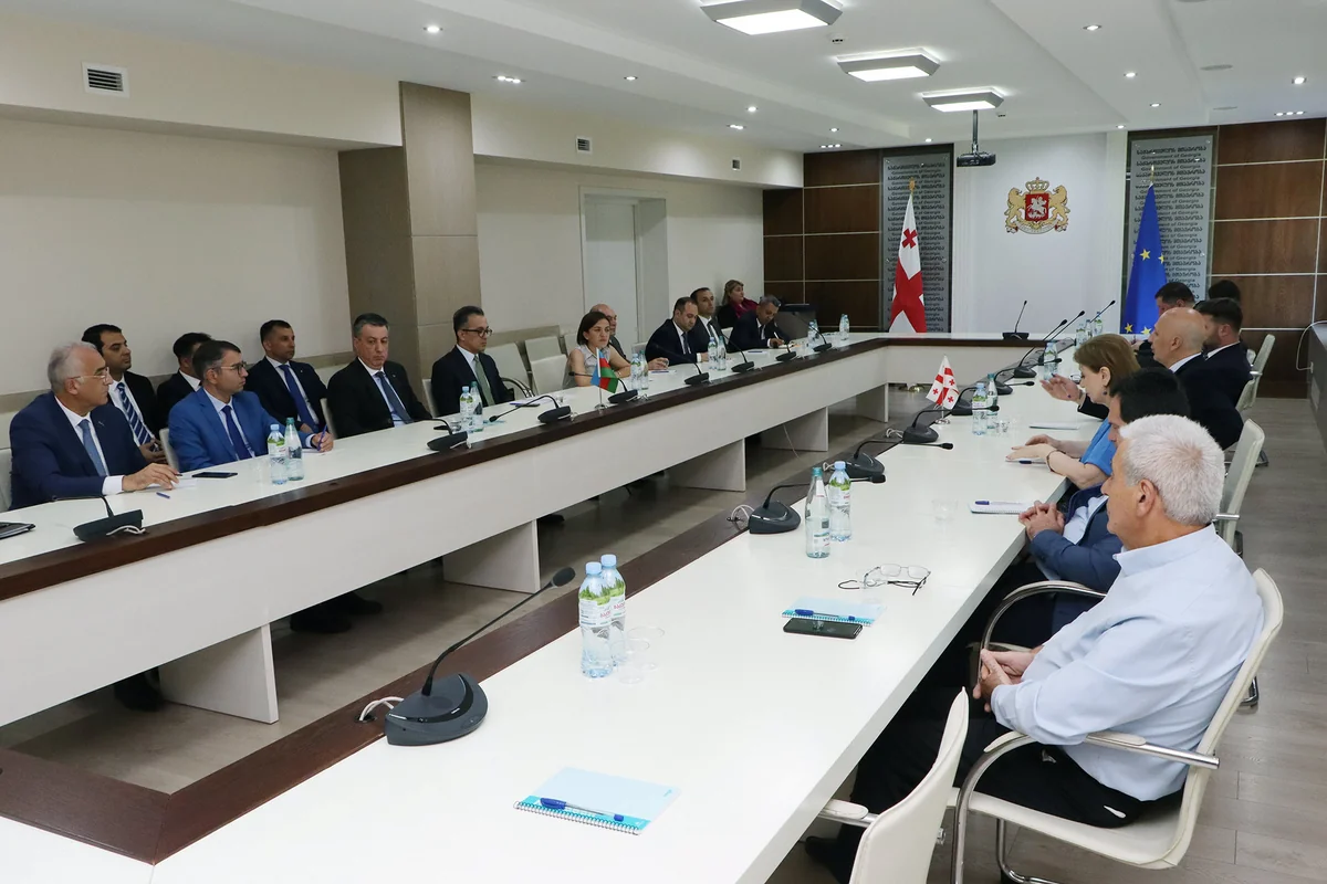 Azərbaycanla Gürcüstan din sahəsində əlaqələr və əməkdaşlığın inkişafı barədə müzakirələr aparıb