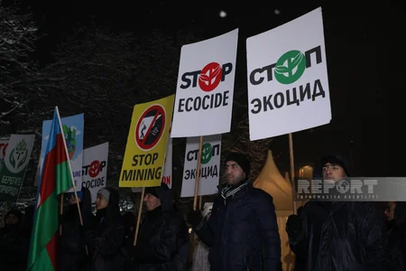 На дороге Ханкенди-Лачын продолжается акция протеста экоактивистов