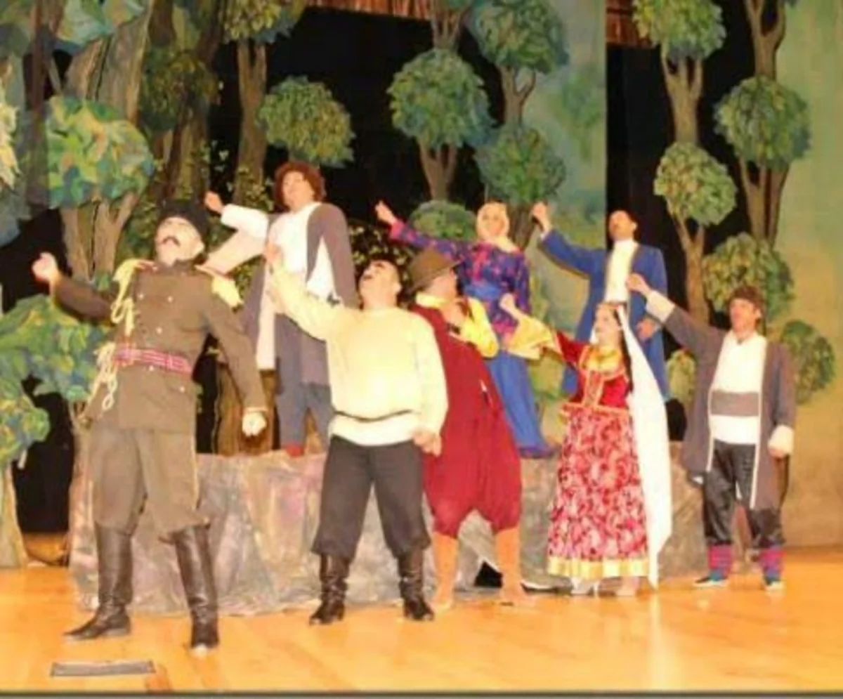 Gənc Tamaşaçılar Teatrı bölgələrə qastrol səfərinə gedir