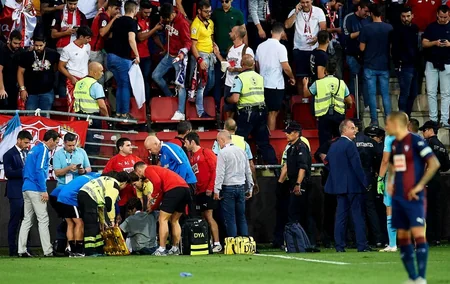 İspaniyada futbol matçı zamanı stadion uçub, xəsarət alanlar var - FOTO