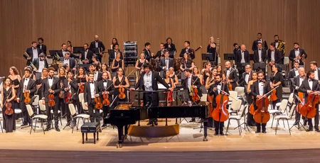 Tekfen Filarmoniya Orkestri Bakıda “100 il” adlı konsert proqramı ilə çıxış edib