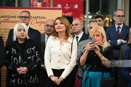 “Xəzərin qoruyucuları: mayaklar və xalçalar” adlı sərgi açılıb