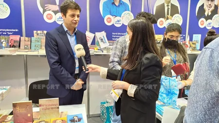 İnformasiya müharibəsi kitabının imza günü keçirilib