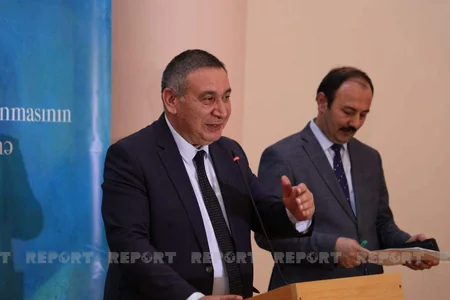 Can Laçın adlı fərdi sərgi keçirilib