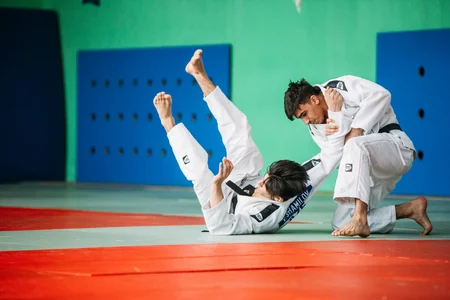 IV Islamic Games athlete ambassadors on judo gave master classes