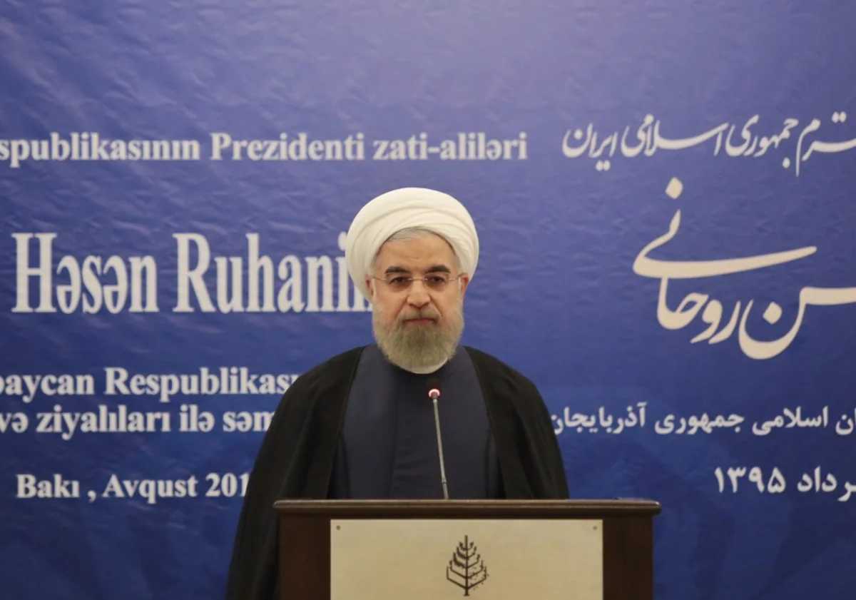 İran prezidenti Azərbaycanın din xadimləri ilə görüşüb