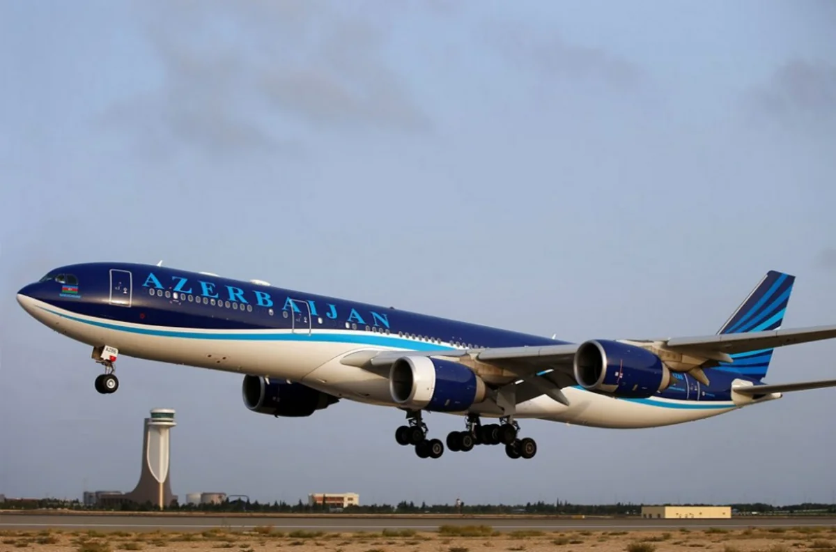 AZAL İsrailə uçuşların sayını artırıb