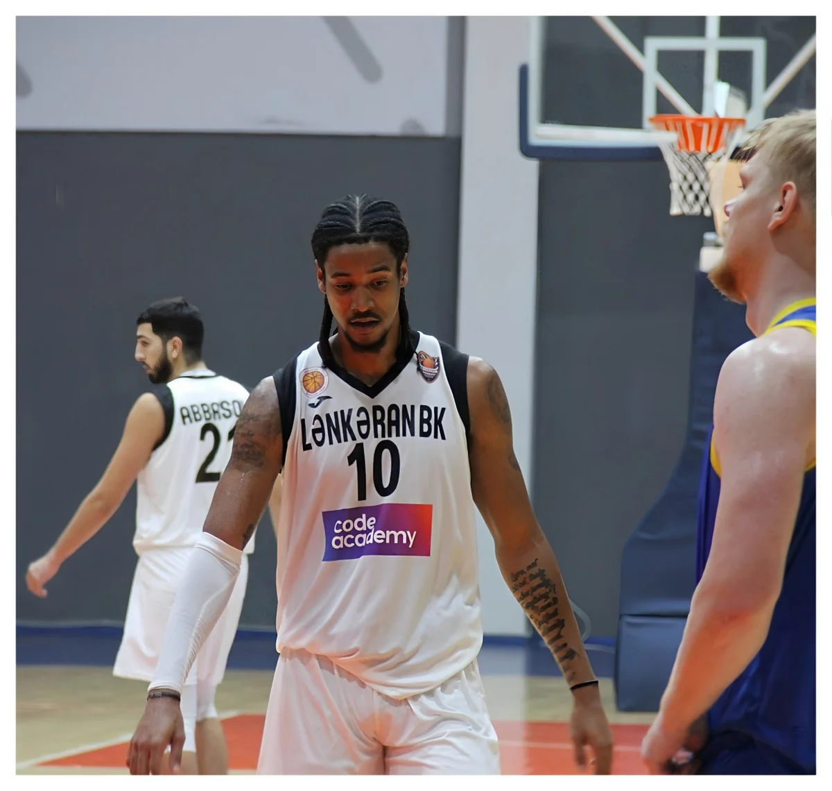 Lənkəranın basketbolçusu: Hədəfimiz hər oyunda qələbə qazanmaqdır