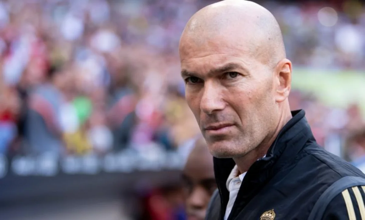 Zidan özünütəcrid qaydalarını pozdu