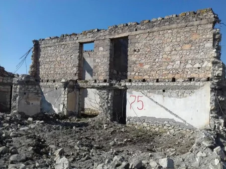 ANAMA: Cocuq Mərcanlı kəndində xeyli qəlpə, 3 ədəd mina gövdəsi və 1 ədəd piyada əleyhinə mina aşkarlanıb