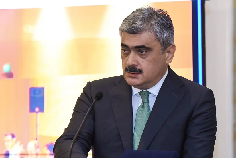 Samir Şərifov: Hökumət dəmir yolu infrastrukturu üçün AİB-dən vəsait cəlb edə bilər