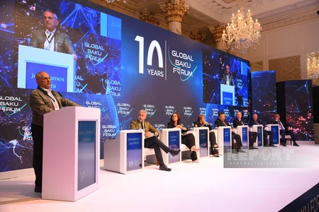 X Qlobal Bakı Forumu: “Meqatəhdidlər dövrü: İqlim təhlükəsizliyi; Qida təhlükəsizliyi; Nüvə təhlükəsizliyi” mövzusunda panel iclası keçirilib