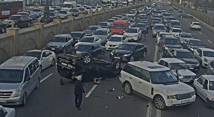 Bakıda ağır yol qəzası baş verib