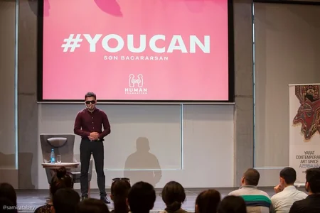 ​YOU CAN layihəsində görmə qabiliyyətini tamamilə itirən şəxs uğurlarını bölüşüb