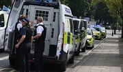 Шесть человек задержали после драки у посольства Ирана в Лондоне
