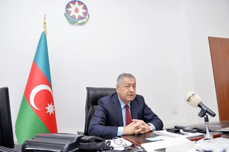 Deputat Vahid Əhmədov: “Neftin qiyməti 60 dollar civarında qalacaqsa, manat zəifləməyəcək” - MÜSAHİBƏ