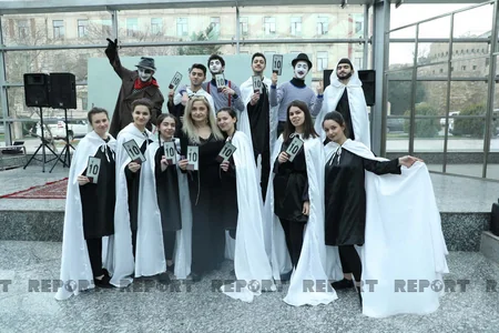 Milli Teatr Günü münasibəti ilə “Hər yerdə teatr” adlı fləşmob keçirilib