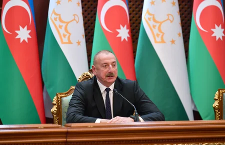 Presidents of Azerbaijan and Tajikistan make press statements