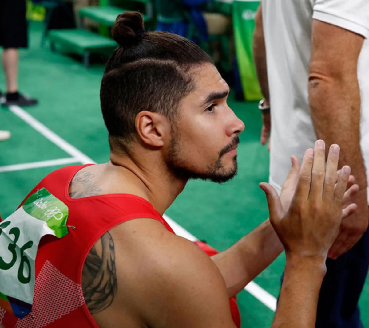 Böyük Britaniya gimnastı müsəlmanlara güldüyü üçün cəzalandırılıb