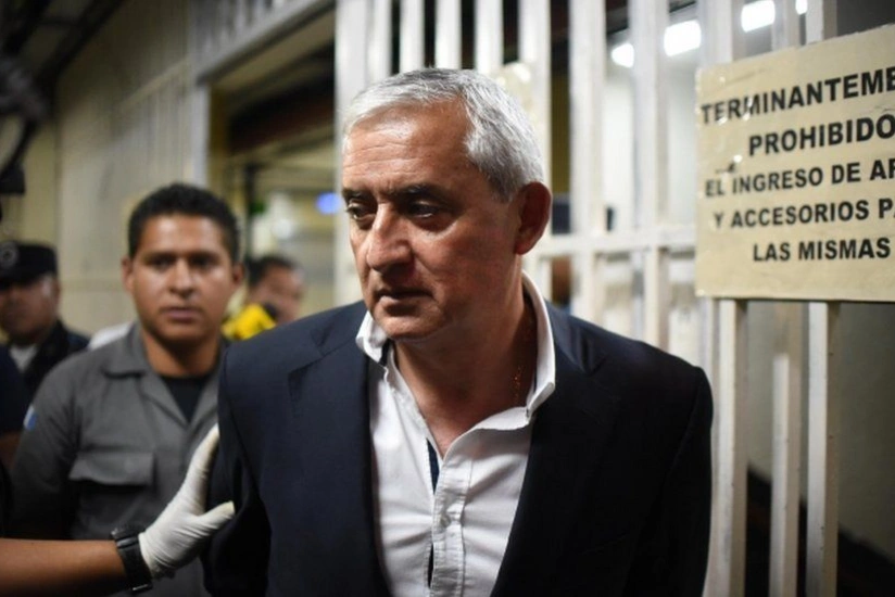Guatemala ex-leader admits corruption, given new jail term