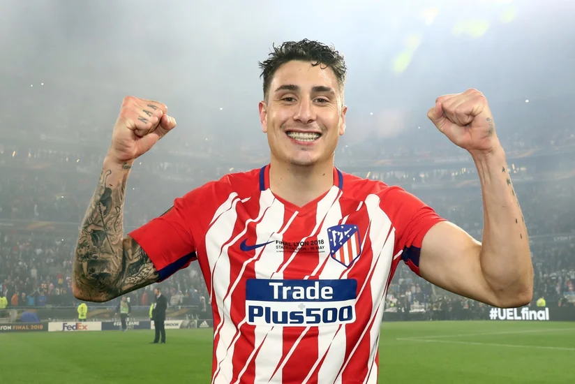 Манчестер Сити предложил 89 млн евро за защитника