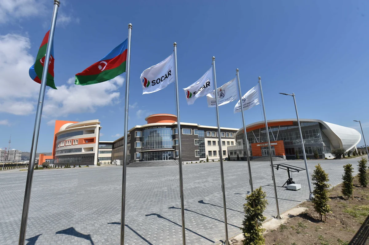 Bakı Ali Neft Məktəbinin yaradılmasından 6 il ötür